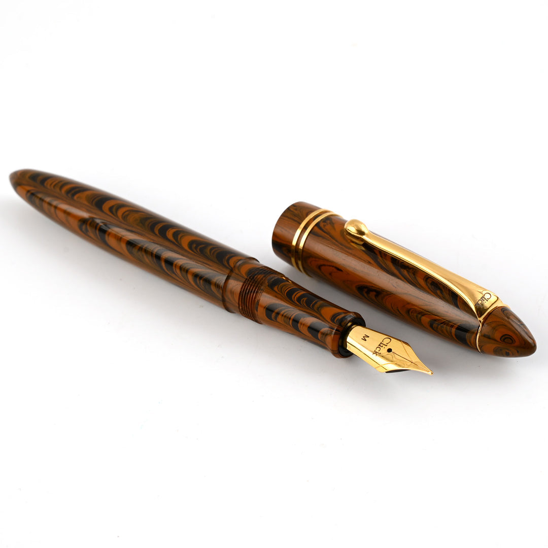 Click | Yen | Ebonite | Fountain Pen | - Brown Black