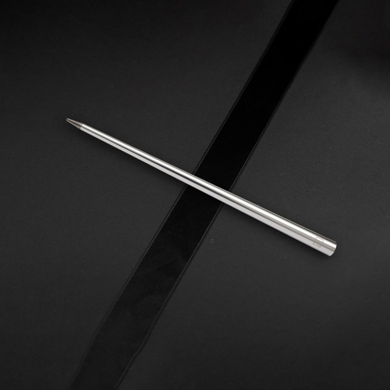 Pininfarina | Forever | Prima | Anodized Aluminum with Ethergraf® Tip Pencil