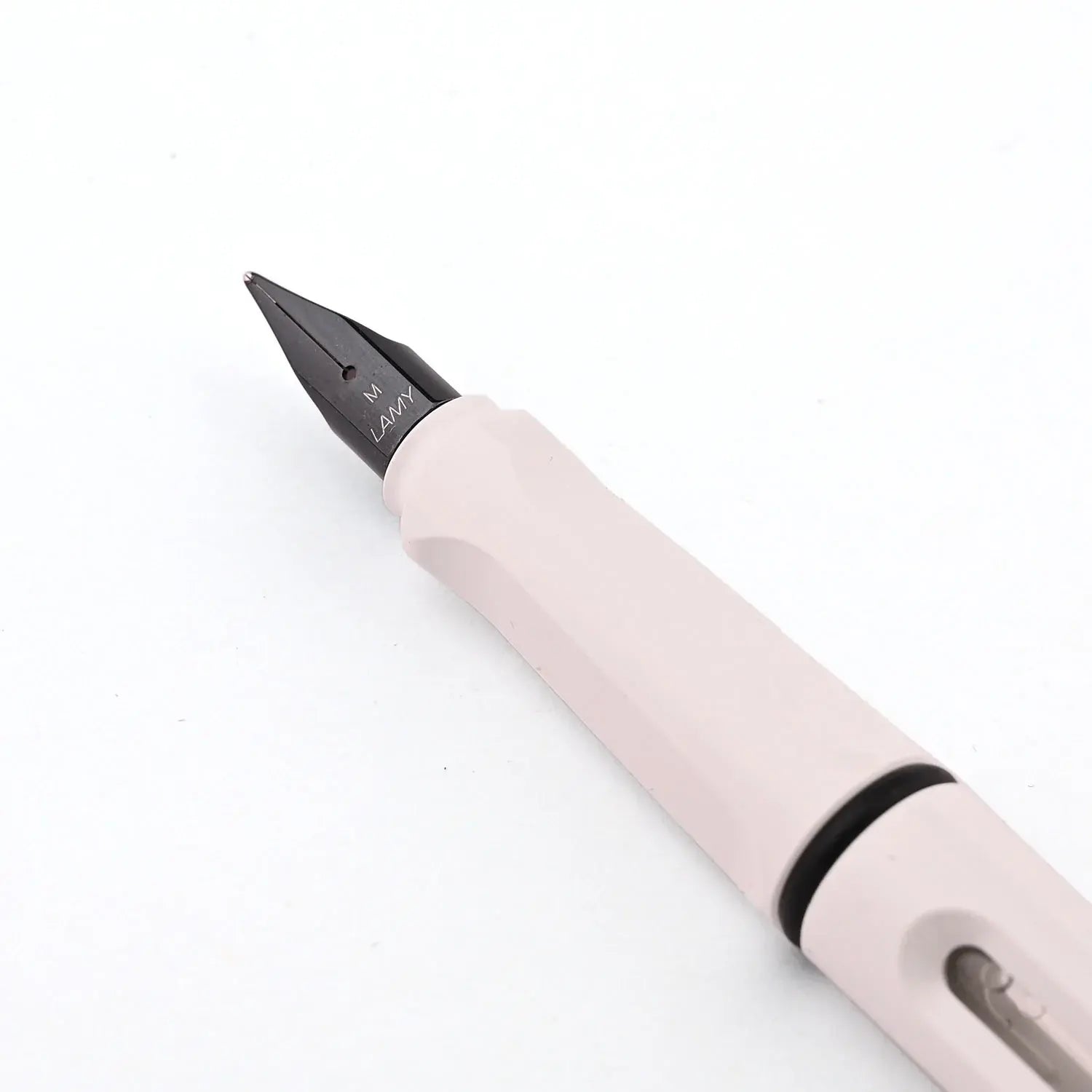 Lamy | Safari | Fountain Pen |- White/Black
