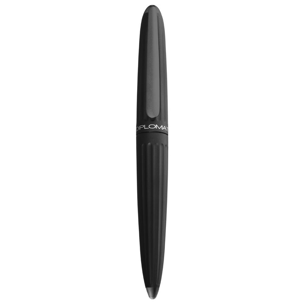 Diplomat | Aero | Fountain Pen | 14K Gold Nib | - Black